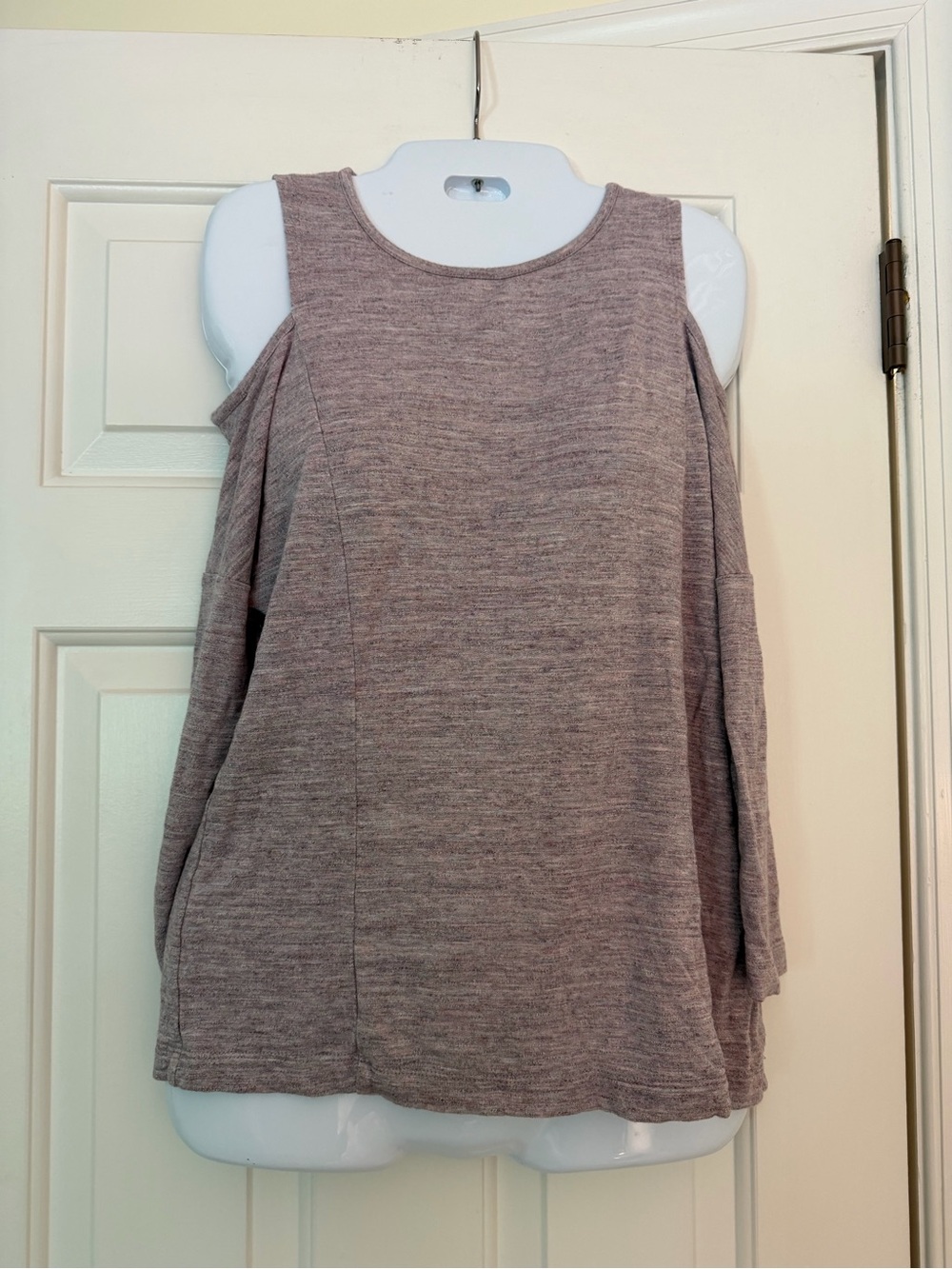 Jasmine & Juliana Cold Shoulder Knit Top Mauve Pink XS